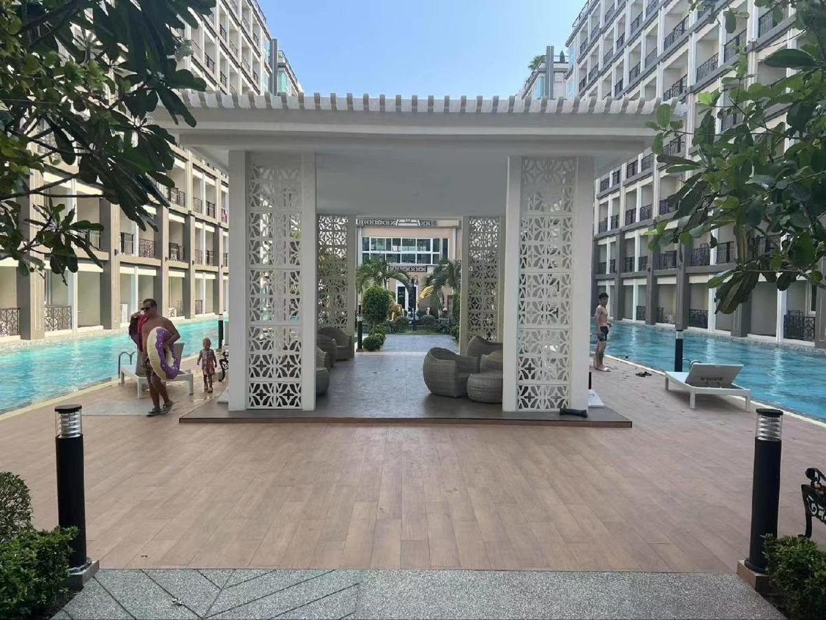 Romantic Beach Apartment芭堤雅水系高档酒店式公寓可做饭 Jomtien Beach Extérieur photo