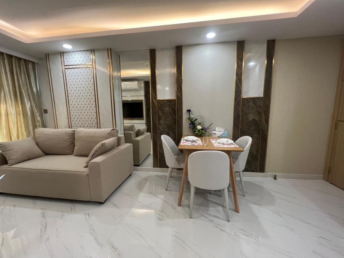 Romantic Beach Apartment芭堤雅水系高档酒店式公寓可做饭 Jomtien Beach Extérieur photo